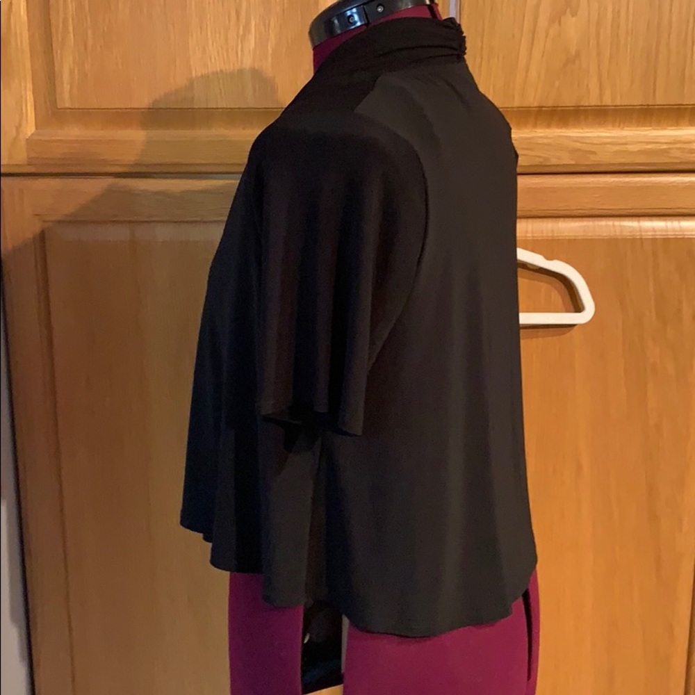 Cropped Cardigan - Picture 6 of 9